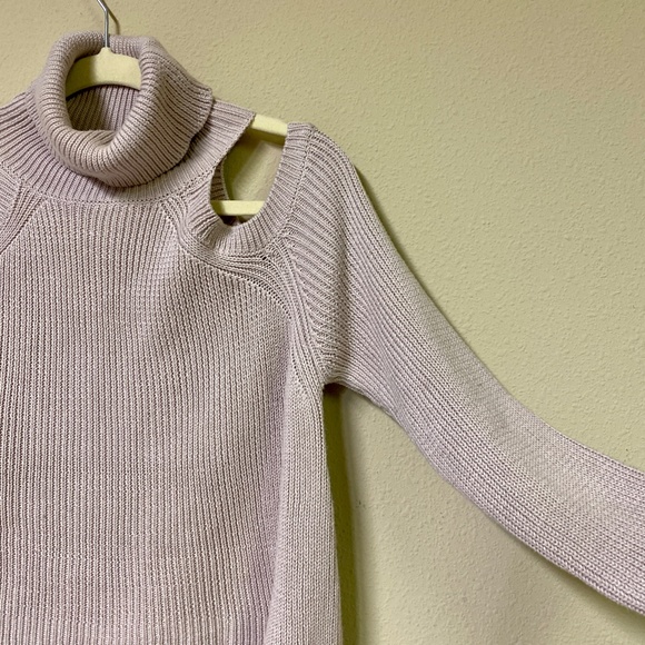 LF Cold Shoulder Sweater - Picture 7 of 12